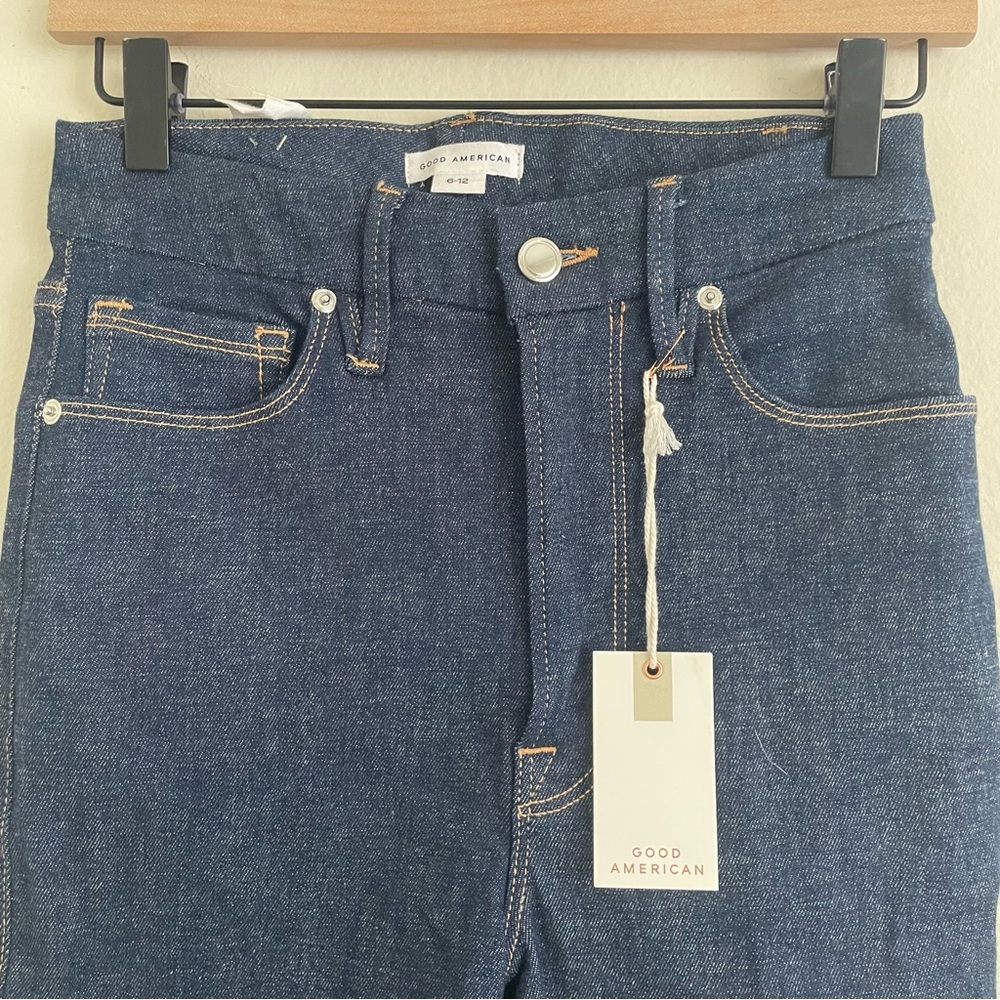 NWT Good American Dark Blue Flare Jeans - Picture 5 of 8